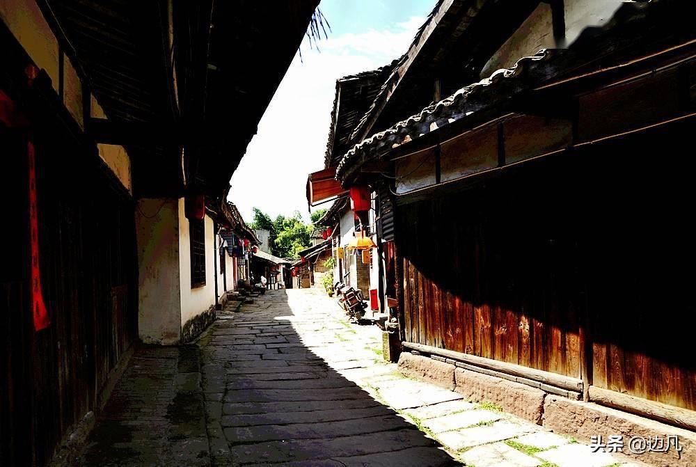 美团配送新春主题快闪落地春城昆明